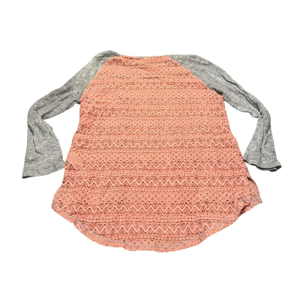 Maurices Coral Lace Front Top Grey Raglan Long Sleeves Womens Medium - Picture 2 of 7